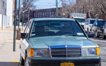 Mercedes-Benz-190-Series-1989-Sedan