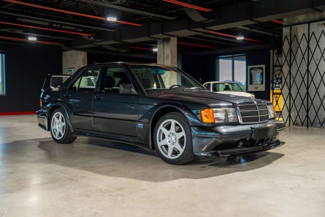 Mercedes-Benz-190E-Evolution-II-1991-Sedan-1