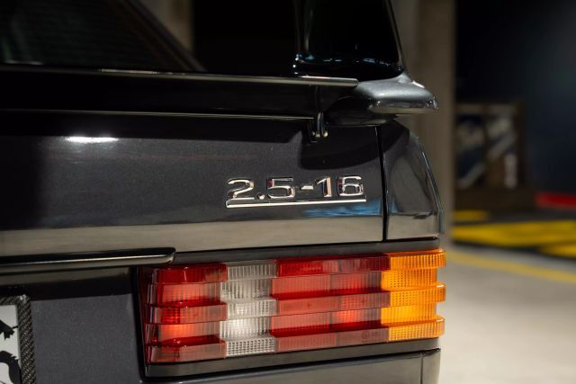 Mercedes-Benz-190E-Evolution-II-1991-Sedan-13