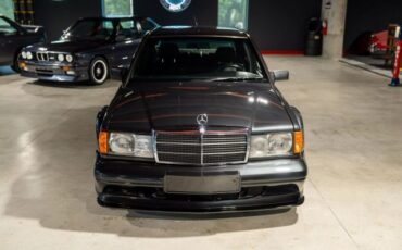 Mercedes-Benz-190E-Evolution-II-1991-Sedan-3