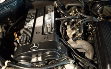 Mercedes-Benz-190E-Evolution-II-1991-Sedan-31
