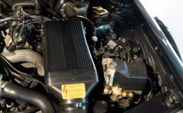 Mercedes-Benz-190E-Evolution-II-1991-Sedan-32