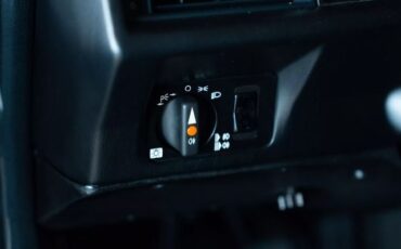 Mercedes-Benz-190E-Evolution-II-1991-Sedan-39