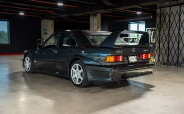 Mercedes-Benz-190E-Evolution-II-1991-Sedan-6