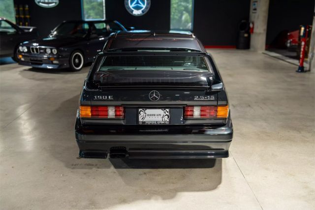 Mercedes-Benz-190E-Evolution-II-1991-Sedan-8