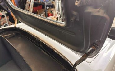Mercedes-Benz-200-Series-1964-Convertible-26