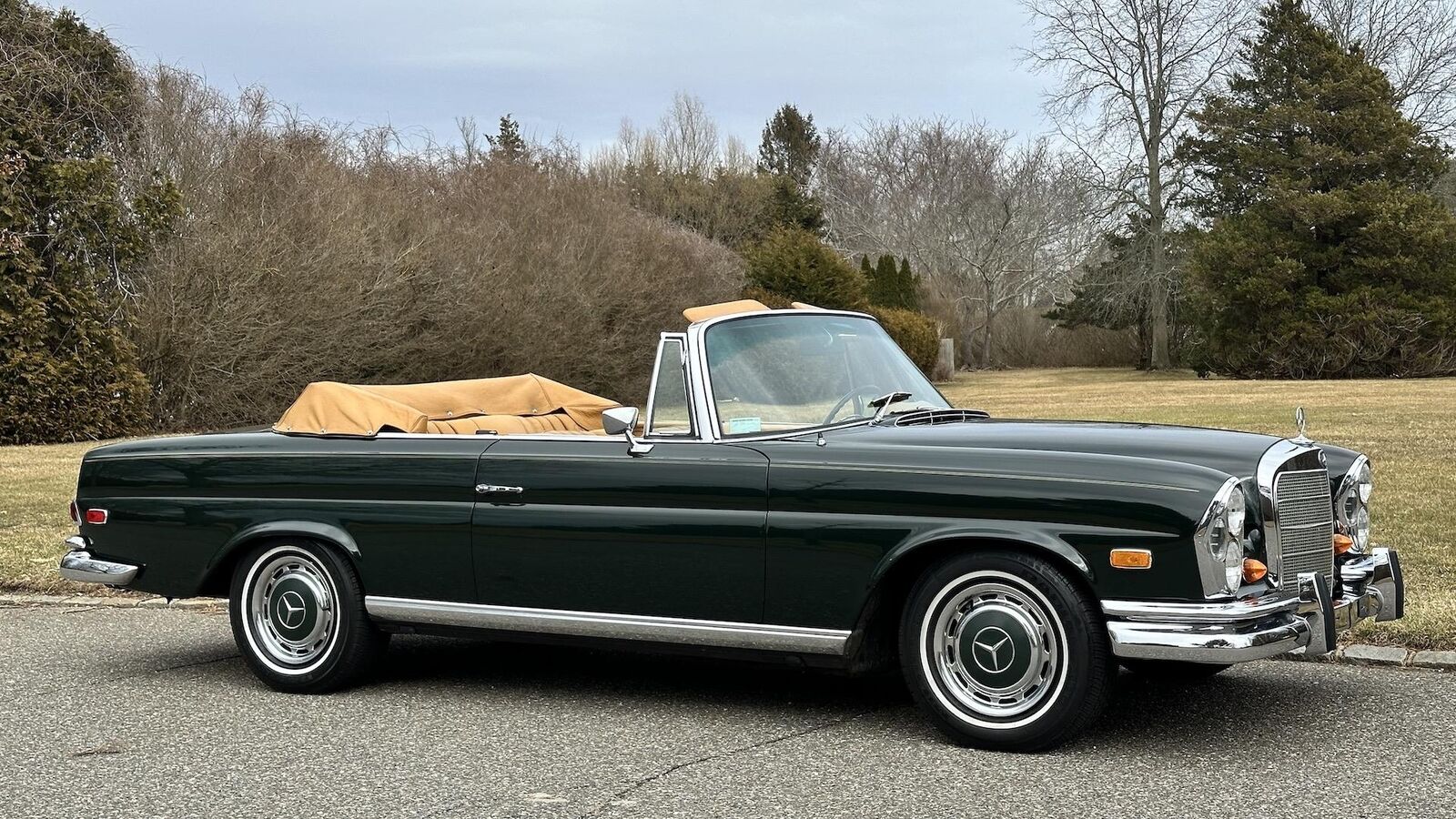 Mercedes-Benz-200-Series-1968-Convertible