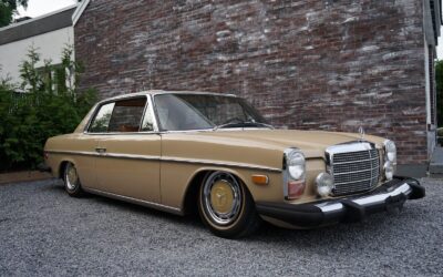 Mercedes-Benz 200-Series 1975 Coupe