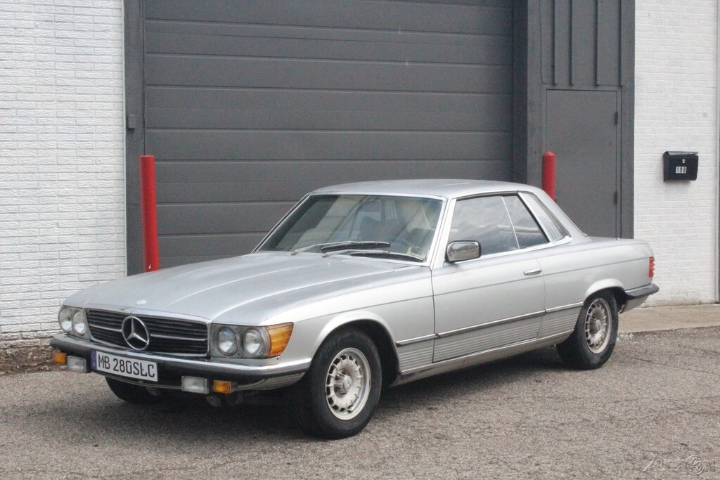 Mercedes-Benz-200-Series-1978-Coupe