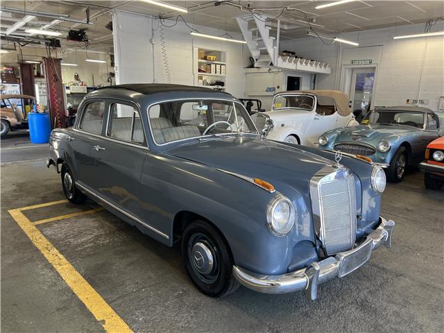 Mercedes-Benz-219-Ponton-Webasto-1959-1