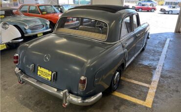 Mercedes-Benz-219-Ponton-Webasto-1959-11