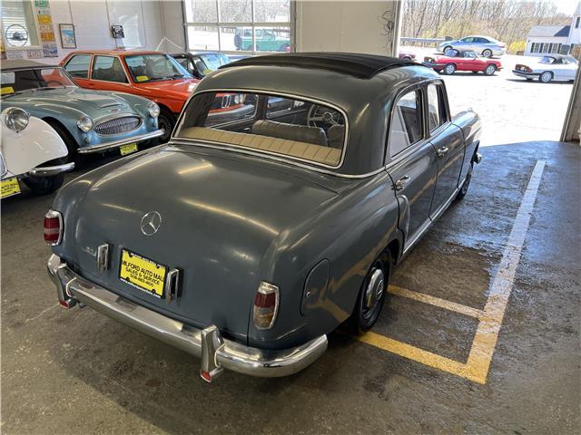 Mercedes-Benz-219-Ponton-Webasto-1959-11