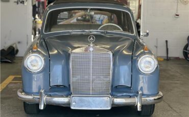 Mercedes-Benz-219-Ponton-Webasto-1959-14