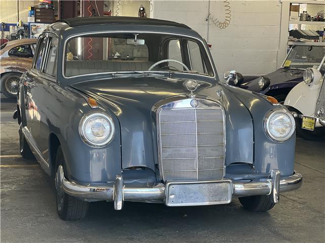 Mercedes-Benz-219-Ponton-Webasto-1959-15