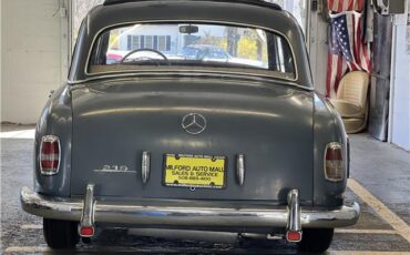 Mercedes-Benz-219-Ponton-Webasto-1959-16