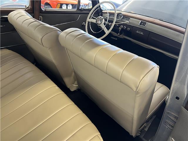 Mercedes-Benz-219-Ponton-Webasto-1959-26