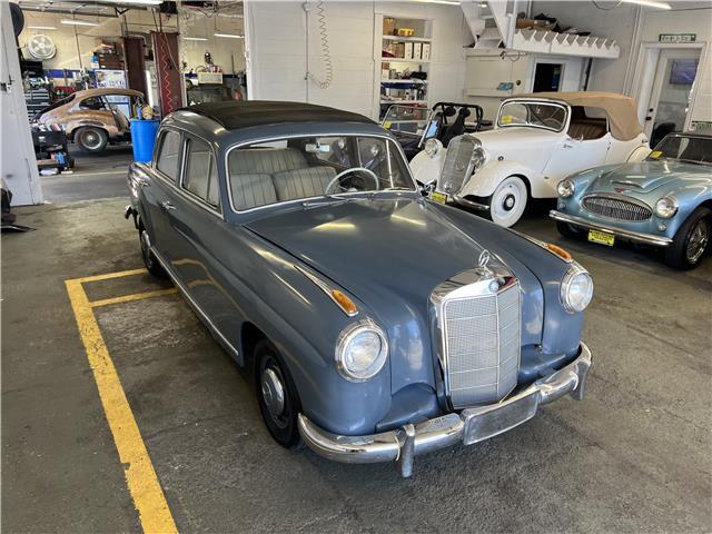 Mercedes-Benz 219 Ponton Webasto 1959 --