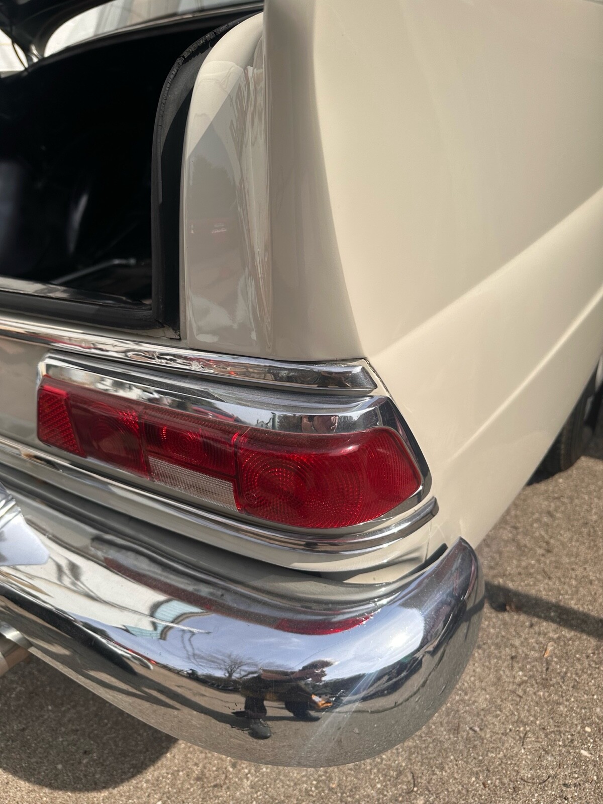 Mercedes-Benz-230-1966-8