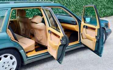 Mercedes-Benz-230-TE-1990-Wagon-14