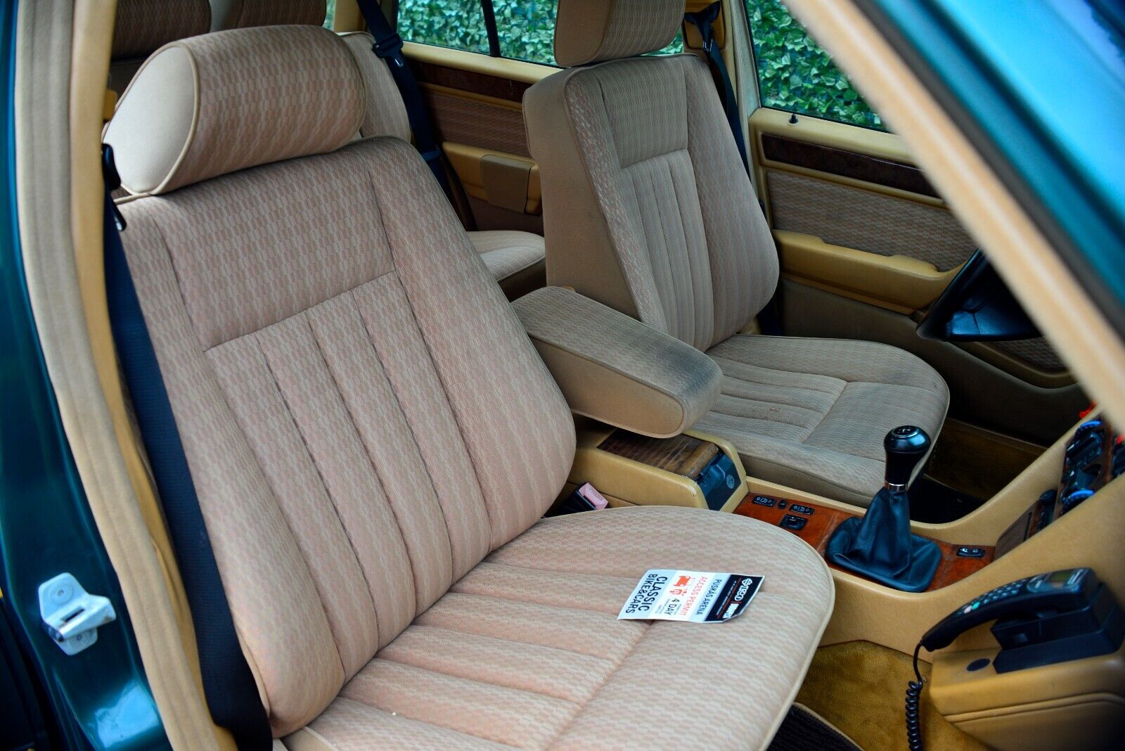 Mercedes-Benz-230-TE-1990-Wagon-15
