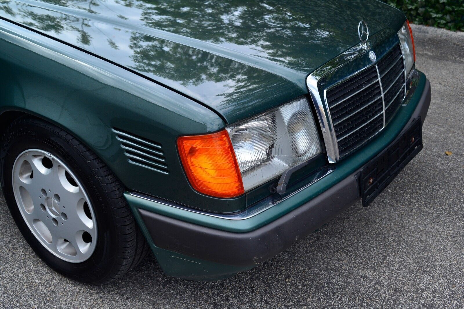 Mercedes-Benz-230-TE-1990-Wagon-24