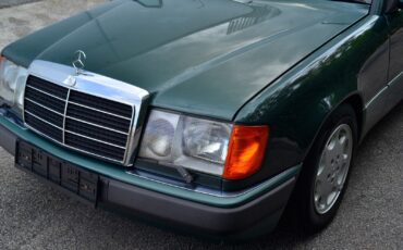 Mercedes-Benz-230-TE-1990-Wagon-25