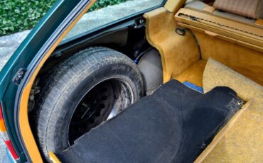 Mercedes-Benz-230-TE-1990-Wagon-26
