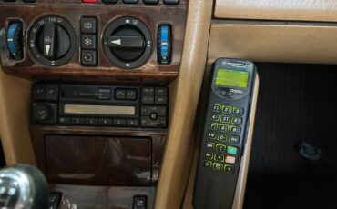 Mercedes-Benz-230-TE-1990-Wagon-32