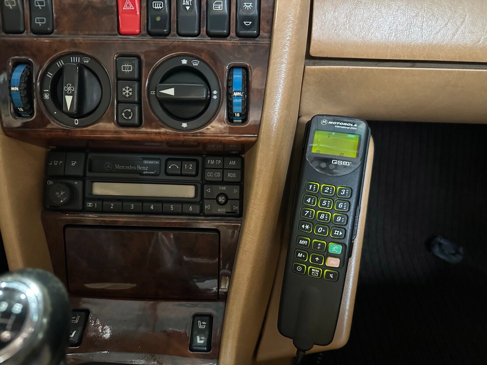 Mercedes-Benz-230-TE-1990-Wagon-32