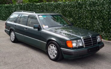 Mercedes-Benz-230-TE-1990-Wagon
