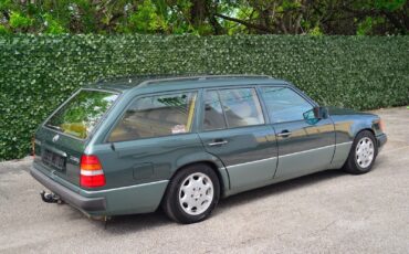 Mercedes-Benz-230-TE-1990-Wagon-4