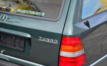 Mercedes-Benz-230-TE-1990-Wagon-5