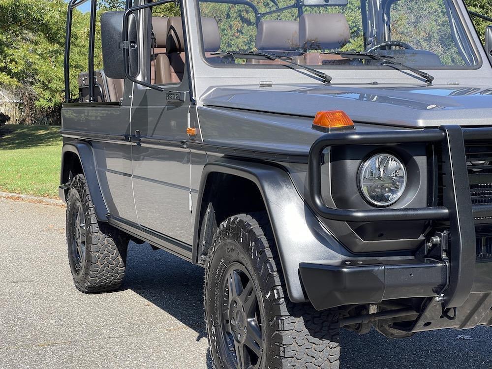 Mercedes-Benz-230GE-1994-Convertible-24