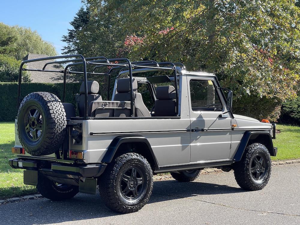 Mercedes-Benz-230GE-1994-Convertible-8