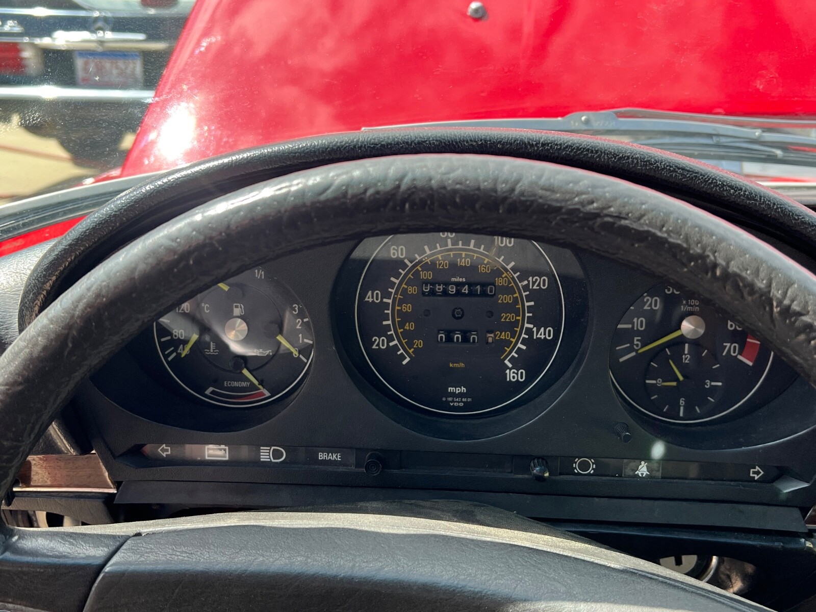 Mercedes-Benz-280SL-RARE-5-SPEED-MANUAL-SHIFT-1983-Convertible-20