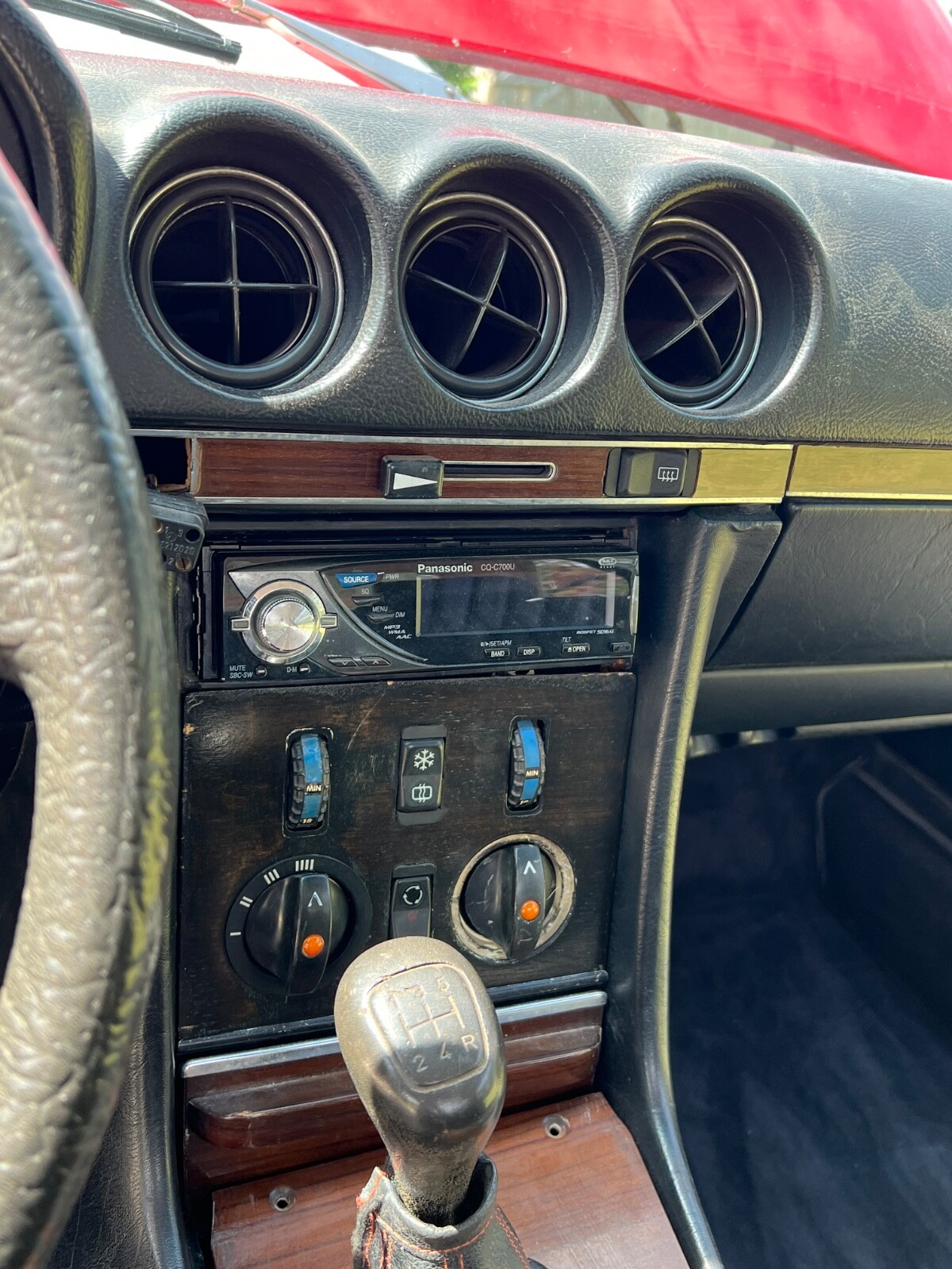 Mercedes-Benz-280SL-RARE-5-SPEED-MANUAL-SHIFT-1983-Convertible-21