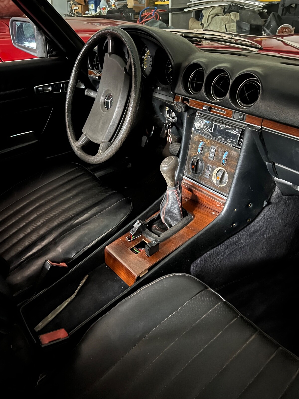 Mercedes-Benz-280SL-RARE-5-SPEED-MANUAL-SHIFT-1983-Convertible-7