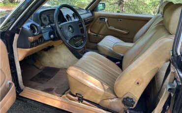 Mercedes-Benz-300-CD-Turbodiesel-1984-20