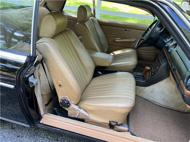 Mercedes-Benz-300-CD-Turbodiesel-1984-29