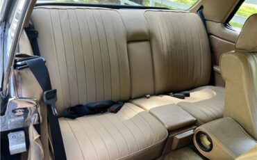 Mercedes-Benz-300-CD-Turbodiesel-1984-33