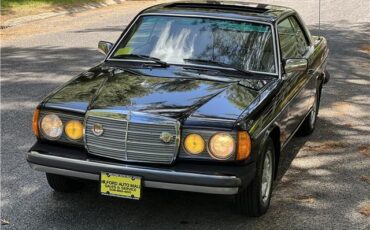 Mercedes-Benz-300-CD-Turbodiesel-1984