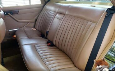 Mercedes-Benz-300-SD-Diesel-1985-Sedan-21