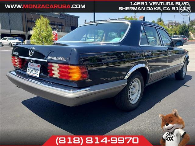Mercedes-Benz-300-SD-Diesel-1985-Sedan-4