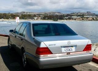 Mercedes-Benz-300-SE-1992-Sedan-2