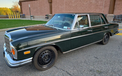 Mercedes-Benz 300-Series 1969 Sedan
