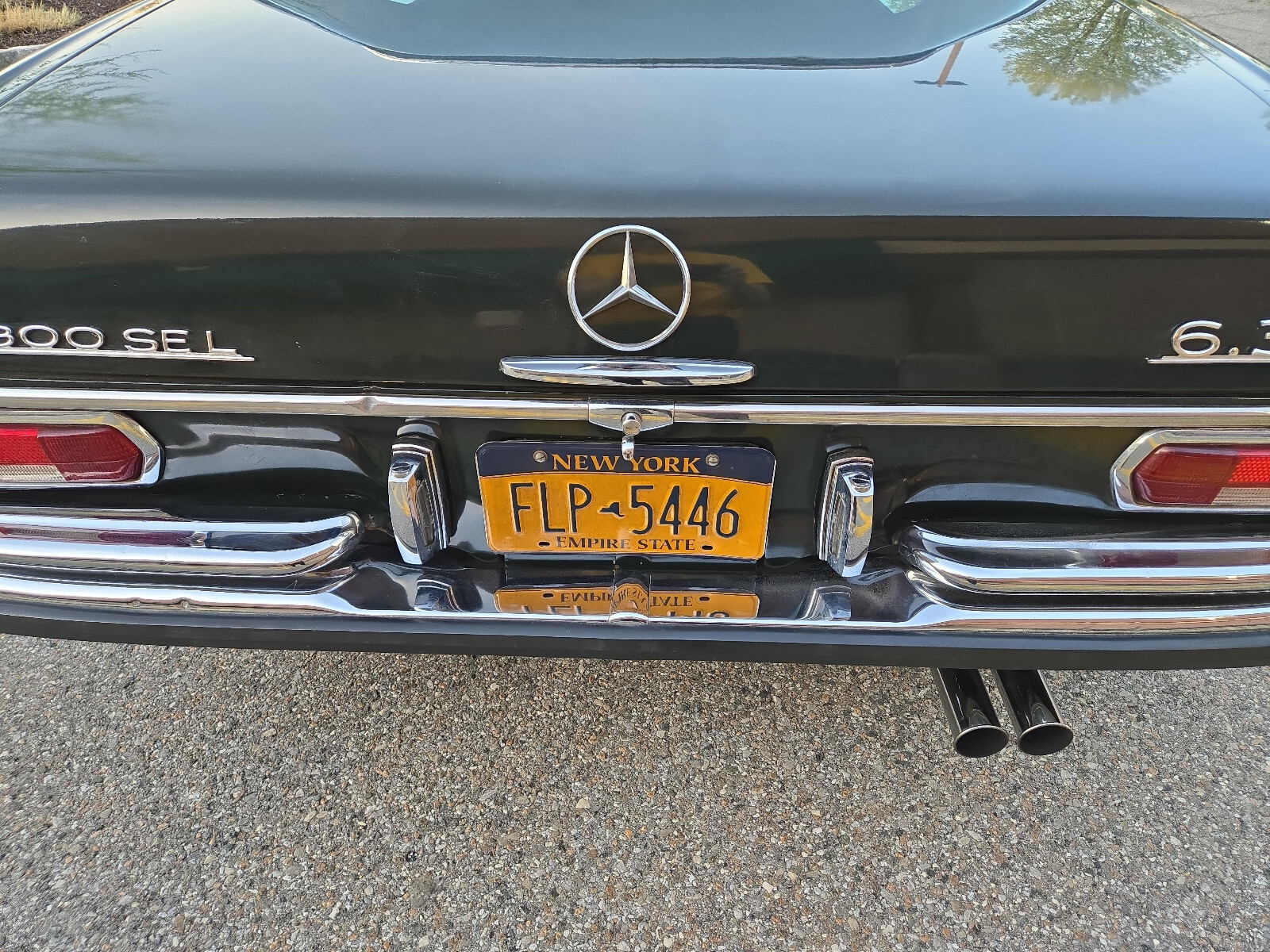 Mercedes-Benz-300-Series-1969-Sedan-9