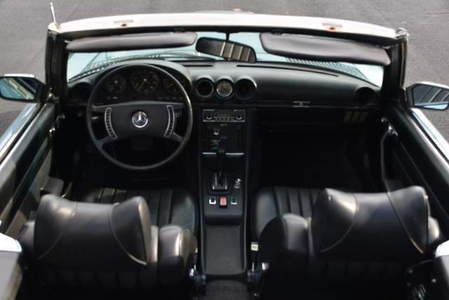 Mercedes-Benz-300-Series-1972-Convertible-13