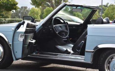 Mercedes-Benz-300-Series-1972-Convertible-14