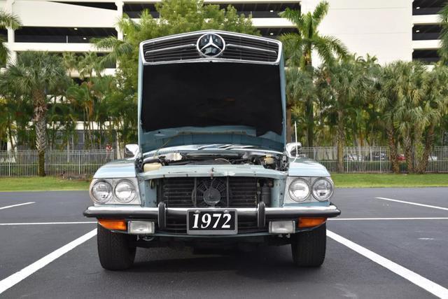 Mercedes-Benz-300-Series-1972-Convertible-18