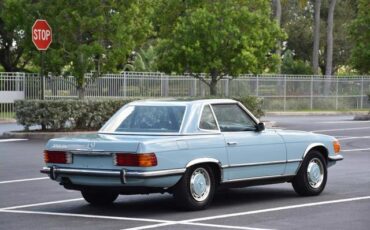 Mercedes-Benz-300-Series-1972-Convertible-24